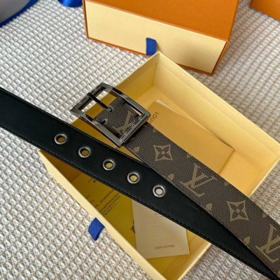 原版包装 L0Uis Vuitt0N 今季新品 驴家男士原單腰帶 寬度35毫米 定制帆布内衬双面进口头层小牛皮 搭配全新开模针扣 皮带穿孔饰有五金 经久耐用 百