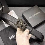 Dg，宽4.0Cm Dolce&Gabbana 全新荔枝纹腰带,简约配饰,点缀个性化 Dg 徽标搭扣。Dg 徽标