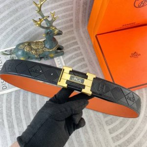 爱马仕 特种皮腰带系列 ，原厂五金精品不锈钢扣，手感柔软舒适 宽3.8Cm。 DDD