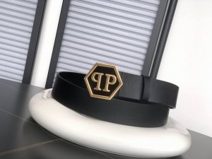 Philipp Plein德国高端男士休闲商务腰带品牌，品质超赞！五金细节极具质感，时尚造型必备单品，进口原版牛皮料打造，宽度3.8Cm