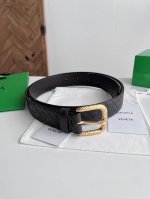 Bv 2025最新款男士编织腰带 纯手工Intreccio小格子编织 双面意大利小牛皮搭配编织纹理设计金色针扣 金属圈皮带孔 皮带宽度35Mm 颜色: 咖啡色