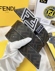 皮带 Fendi.芬迪..顶级原单复刻. 腰带 百分百头层牛皮 保证真皮 双层Ff斜面磨砂烤漆24K纯钢扣材质 永不掉色纯手工一针一线缝制小牛皮正反双面使用商场