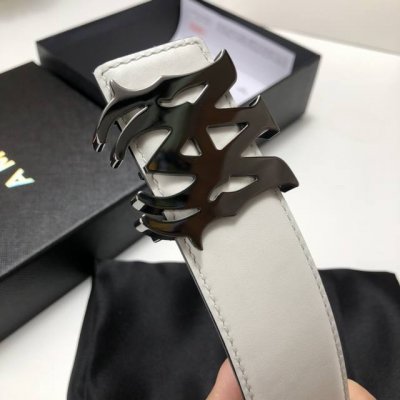 高端品质，实物拍摄 特 配全套礼盒 ：爱美丽Amiri最新网红爆款双面牛皮皮带配原装盒专柜同步3.8宽新款上市了，原版牛皮，搭配钢扣，优雅，大方用的方便。谢谢你