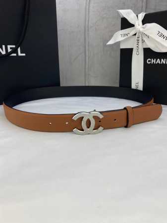 宽度3.0Cm Chanel 香奈儿 荔枝纹两面牛皮金 银砂面钢扣。 - 点击图像关闭