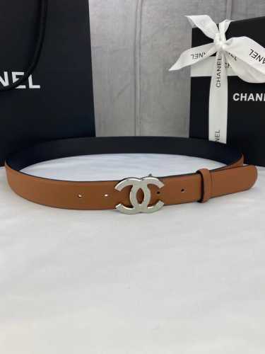 宽度3.0Cm Chanel 香奈儿 荔枝纹两面牛皮金 银砂面钢扣。