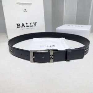 Bally 巴利 专柜同款 采用织带布搭配双面头层牛皮 纯铜精品扣头打造 双面可用，柔软细腻，休闲商务，百搭大方，商务休闲！ 尺寸：3.4Cm 颜色：黑白布接黑