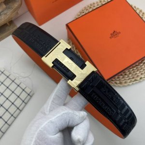 爱马仕 特种皮腰带系列 ，原厂五金精品不锈钢扣 手感柔软舒适 宽3.8Cm。