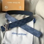 L0Uis Vuitt0N 今季新品 驢家原單腰帶 寬度40毫米 定制帆布面內襯進口小牛皮底 全新開模精鋼五金搭扣 經久耐用 百搭款