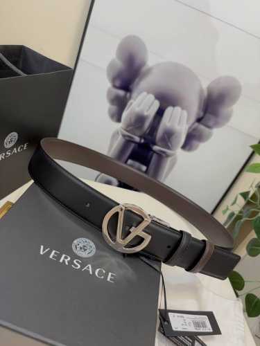 Versace 范思哲 可逆转皮带在小牛皮革与美杜莎V型扣孔，4.0CM宽