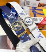 皮带：Lv.路易威登顶级复刻- 腰带：原单品质百分百进口原厂头层牛皮，保证真皮。雕花镂空立体标志圆形设计工艺.真空电镀.永不掉色.24K纯钢扣头层小牛皮涂鸦手绘