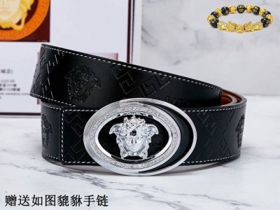 皮带：范思哲.Ver 原单 腰带：百分百头层牛皮，保证真皮。24K纯钢扣双面可用专柜同等质量， 送人自用首选 包装： 请认准如图专柜包装，赠送打孔器，银联发票，