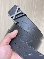 特 4.0当季新款 一面进口小牛皮 一面进口帆布印花 可双面用 搭配精品扣头 实物实拍