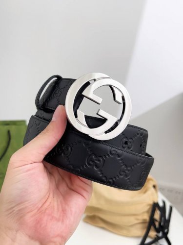 特 Gucci.古驰 全套包装 3.8Cm进口小牛皮压花, 专柜正品1:1完美复刻. 原版底皮, 采用热压印技术的Gucci Signature皮革精制而成，触