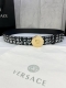 宽度4.0Cm Versace 范思哲 此款palazzo腰带采用牛皮革面料制作 并饰有Le pop Classique图案印花和标志性的美杜莎五金真空电镀配件