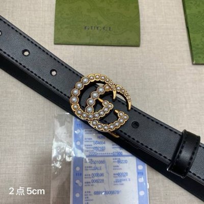 品牌：古驰Gucci 等级：原版品质.头层牛皮 专柜售经典爆款开模。油边精致 电脑车线 手感柔软.实物拍摄无修饰 上身效果超好、长度不可裁剪.配专柜全套包装.送