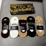 特 Dior 迪奥D家新品男款隐形袜子 一盒五双 提花经典标志，纯棉材质，超舒适超美腻大牌出街，潮人必备超好搭