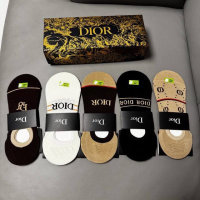 特 Dior 迪奥D家新品男款隐形袜子 一盒五双 提花经典标志，纯棉材质，超舒适超美腻大牌出街，潮人必备超好搭