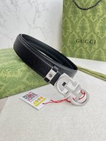 品名：古奇.Gu...Cci腰带自动带皮带 型号：自动扣，纯钢材质自动扣，自动带身，尾部外穿款 材料：百分百头层牛皮，保证真皮。24K纯钢扣专柜同等质量， 双面