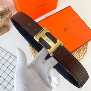 爱马仕 特种皮腰带系列 ，原厂五金精品不锈钢扣 手感柔软舒适 宽3.8Cm。