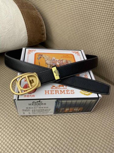 品名：爱马仕.HermèS 原单自动带 材质：原单牛皮腰带 百分百头层牛皮腰带保证真皮，24K纯钢扣，专柜原单品质、做工精细，时尚大牌，送人自用首选 包装： 请