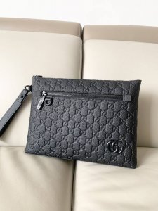 古琦Gucci最新推出 奢華 原版 精選皮料中的鉑金-高檔荔枝纹牛皮，精致內襯設計均勻的走線，超大的內部空間獨特的設計[閃電]時尚高檔簡潔大方 讓它引領時尚新風