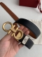 品名：菲拉格慕原单 型号：挂扣，原版精品经典扣头，实物拍摄，头层牛皮 材料：百分百头层牛皮，保证真皮。24K纯钢扣双面可用专柜同等质量， 经典双面荔枝纹，黑土黄