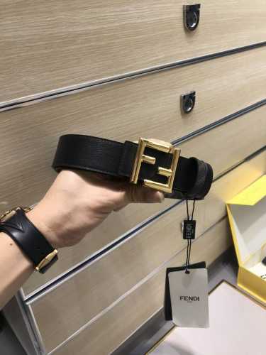 配送专柜包装 打孔针 特批新款 Fd 宽35 Mm 标志造型宽皮带，圆柱F钉扣式带扣，进口小牛皮搭配经典老花Ff 图案，支持Nfc 芯片 ，镀金表面金属制品，品