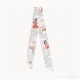 穿荷葉裙的女孩 爱马仕Hermes“ Carres Volants” Twilly小丝巾 Twilly小丝巾 100%桑蚕丝 这款小巧的真丝配饰佩戴方式千变万化