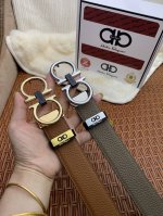 品名：菲拉格幕 原单皮带 材质：原单牛皮腰带 百分百头层牛皮腰带保证真皮，24K纯钢扣，专柜原单品质、做工精细，时尚大牌，送人自用首选 包装： 请认准如图专柜包