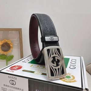 品名：古奇.Gu...Ci 原单 材质：原单牛皮腰带 专柜原单品质、做工精细，时尚大牌，送人自用首选 包装： 请认准如图专柜包装赠送打孔器手提袋专柜礼盒宽度3.
