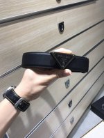 配送专柜包装 打孔针 特 宽35Mm，支持Nfc 原单双面进口头层牛皮带身，搭配原版经典三角微标扣，手感.油边近乎完美，原产皮料牛皮定制，质感无可挑剔，出众的细