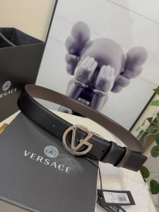 Versace 范思哲 可逆转皮带在小牛皮革与美杜莎V型扣孔，4.0CM宽