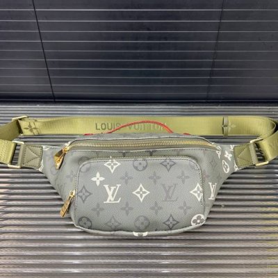 Louisvuitton 路易威登 Lv 原版皮 Bumbag Rush腰包 斜挎胸包 实物拍摄 附带防尘袋 礼盒 规格 30 X 15Cm