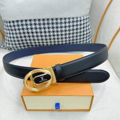 特 品牌：Lv 进口小牛皮，手感细腻柔软。搭配纯钢精品扣，自动扣男士必备！宽度：3.5Cm