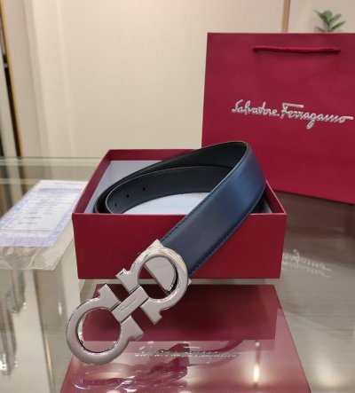 Ferragamo 菲拉格慕 双面进口牛皮，搭配精品铜扣，自行选择搭配，真材实料有质感，时尚经典不失风范 ，长短可自行裁剪