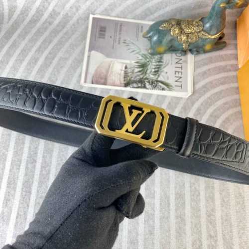 lv 特种皮腰带自动带系列 ，原厂五金精品不锈钢扣，手感柔软舒适 宽3.5Cm。