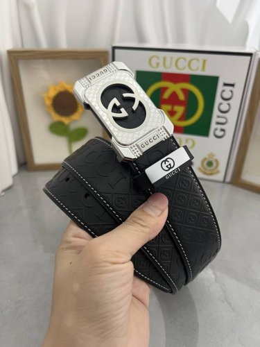 品名 古奇.Gu...Ci 原单 材质 原单牛皮腰带 专柜原单品质 做工精细 时尚大牌 送人自用首选 包装 请认准如图专柜包装赠送打孔器手提袋专柜礼盒宽度3.8