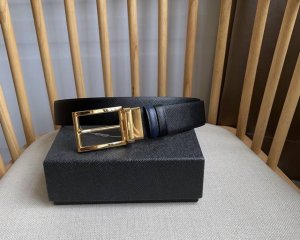 prada 普拉达 专柜同款 男士一皮双用针扣款 带身一面黑一面咖 双面十字纹小牛皮宽度:3.5Cm 搭配原版旋转针扣 手感极佳 原单品质