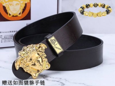 皮带：范思哲.Ver 原单 腰带：百分百头层牛皮，双面可用保证真皮。24k纯钢扣专柜同等质量， 送人自用首选 包装： 请认准如图专柜包装，赠送打孔器，银联发票，