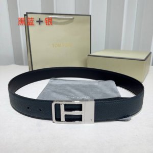 男士Tf 汤尼.福特 采用双面头层牛皮 Togo纹纯铜精品扣头打造 双面可用，柔软细腻，休闲商务，百搭大方，商务休闲！ 尺寸：3.8Cm 颜色：黑配蓝，黑配咖啡