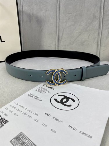 特 宽度3.0Cm Chanel 香奈儿 女士腰带皮带新款柔软的进口小牛皮金 银色方钻金属钢扣。