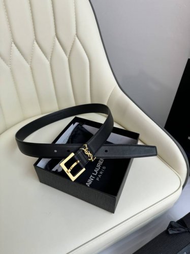 特 Saint Laurent 圣罗兰女士腰带皮带 原厂真金电渡扣头，意大利原厂皮，宽3.0Cm，代购级。