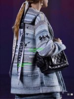 香奈儿Twilly小丝巾来了，Chanel 24K撞色160, 名副其实的小可爱， 人手4色闭眼收，我都不拦着 N久都没有见过这么好看的Twilly 真的是真香