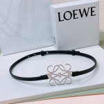 罗意威.Loewe 女士腰带官方同步，镂空金属腰带，光滑牛皮革腰带，五金4.0Cm、皮带身1.0Cm精品，正面饰有anagram牛皮革镂空装饰，实物拍摄，送礼自