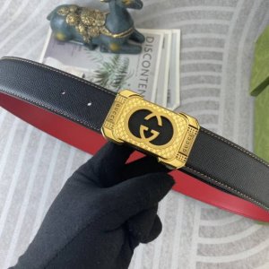 古奇 特种皮腰带系列 ，原厂五金精品不锈钢扣，手感柔软舒适 宽3.8Cm。
