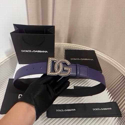 Dolce&Gabbana 小牛皮腰带，缀以个性化徽标搭扣。小牛皮腰带，搭配徽标装饰搭扣,4.0Cm