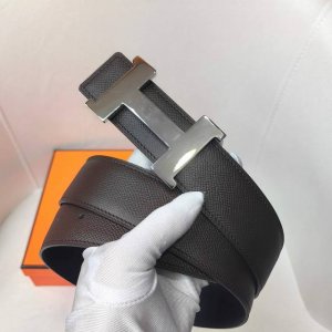 hermes.爱马仕 官网同步 宽度38Mm 原版手掌纹搭带身搭配原版精品钢扣，男装的经典搭配，可双面使用完美配饰！