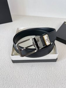 品名：万宝龙 Montblanc原单 腰带 皮带 型号：针扣，新款原版经典精品针式扣头，实物拍摄，原版头层牛皮 材料：百分百头层牛皮，保证真皮。双面可用专柜同等