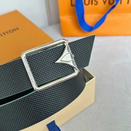 原版包裝1.0 L0Uis Vuitt0N 驢家原單腰帶 寬度35毫米 腰帶採用一面小方格紋 皮內襯一面進口小牛皮底 搭配新款五金 彩色油邊更顯時尚 可雙面佩戴