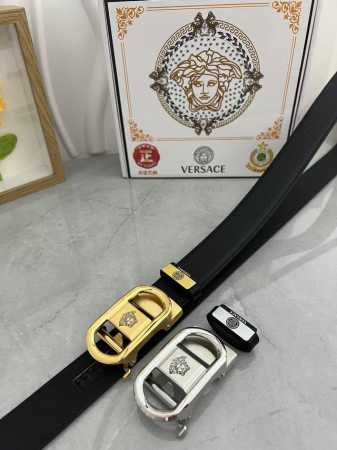 品名：Versace.范思哲 自动带 材质：原单牛皮腰带 百分百头层牛皮腰带保证真皮，24K纯钢扣，专柜原单品质、做工精细，时尚大牌，送人自用首选 包装： 请认 - 点击图像关闭